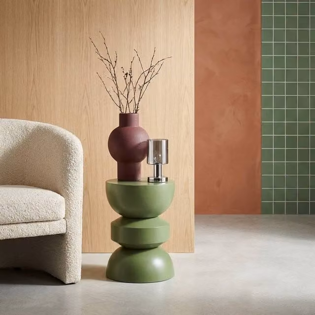 sweeek Metal Side Table in Green, Round Geometric Design, W/D/H: 32.0 x 32.0 x 75.0 cm – 1