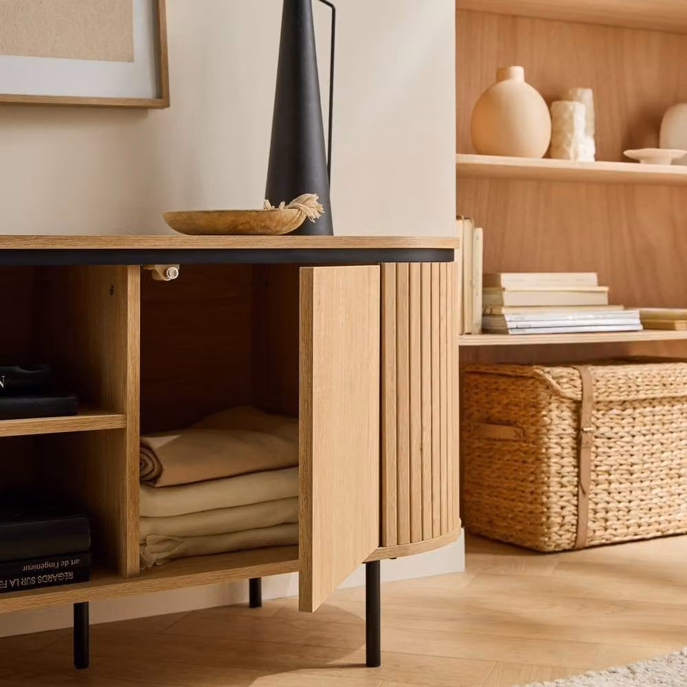 CALICOSY Malaga 2-Door TV Stand with Grooved-Effect Sides in Light Brown, W/D/H: 150 x 40 x 55 cm – 3