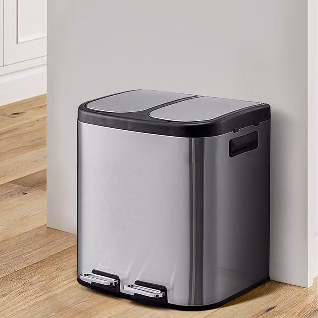 Komore Silver Stainless Steel Fingerprint-Proof Step-On Pedal Bin, 30l