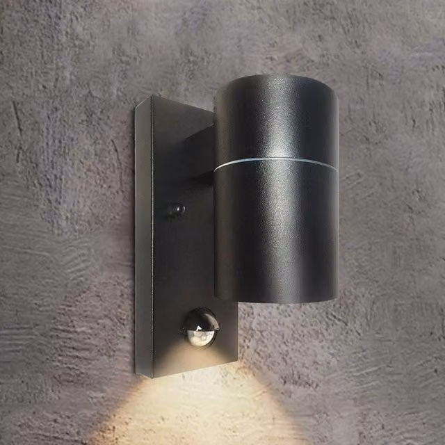 Kelvenix Black Aluminium Outdoor Wall Light with PIR Motion Sensor and GU10 Bulb Holder – 1