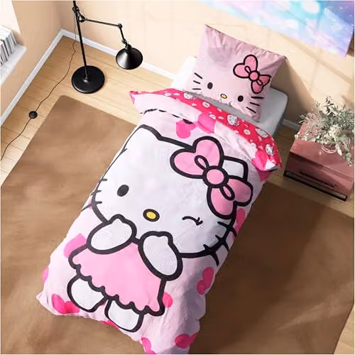 United Essentials Hello Kitty Sanrio Reversible Single Duvet Cover and Pillowcase Set, Pink, W/D/H: 135 x 200 cm