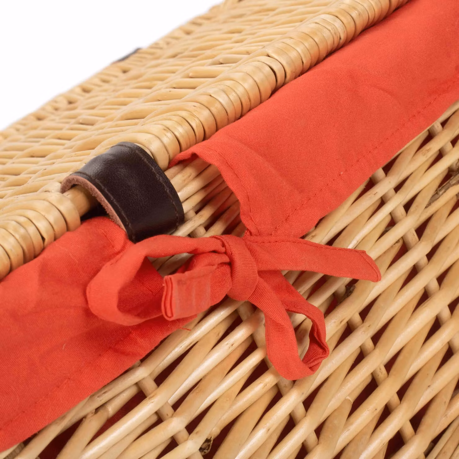 Red Wicker Picnic Basket Hamper with Red Cotton Lining, W/D/H: 46.0 x 30.0 x 19.0 cm – 3
