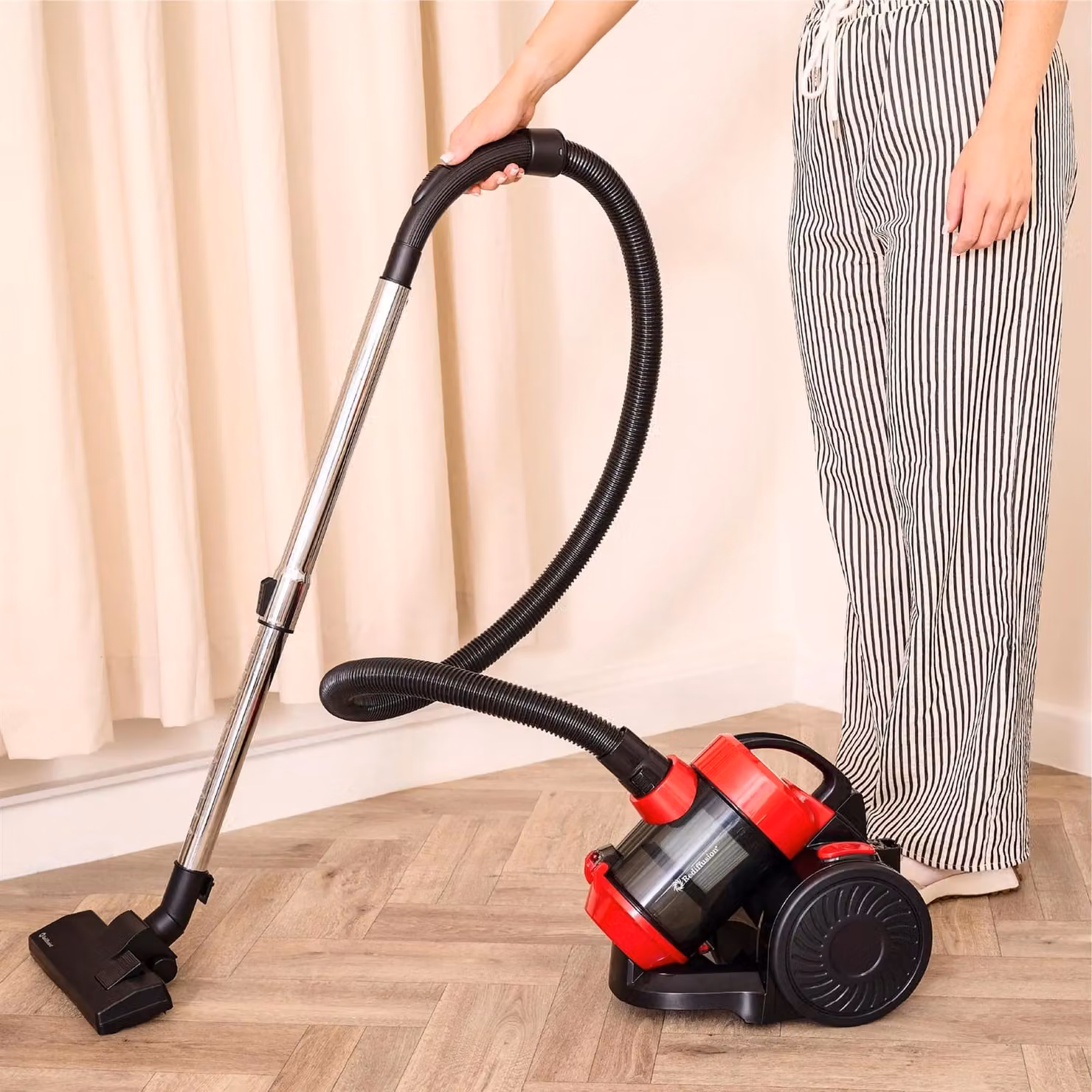 Rediffusion Multi Cyclonic Bagless HEPA Vacuum Cleaner in Red – 2
