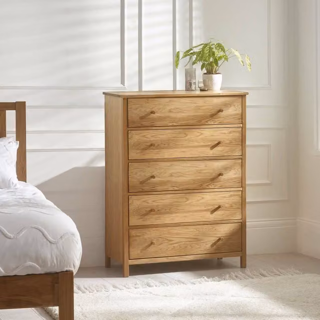 Julian Bowen Coxmoor Oak Chest, Width: 116 cm