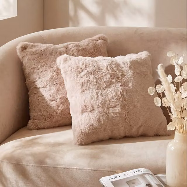 Livingandhome Plain Plush Square Throw Pillow Cover, W/D/H: 45 x 45 x 1 cm, Brown/Beige