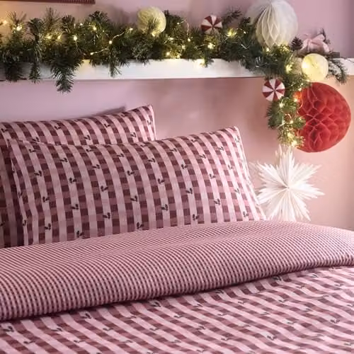 Fusion Holly Gingham Red Duvet Cover Set, Reversible Checked Bedding with 1 Duvet Cover (W: 260 cm, D: 220 cm) and 2 Pillowcases (W: 200 cm, D: 200 cm) – 2