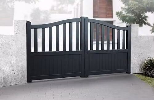 Buttercup Farm Black Double Swing Gate with Semi-Transparent Infill, W: 325 cm, H: 200 cm