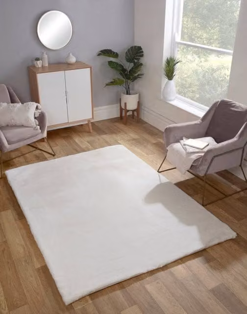 The Linen Consultancy Luxury Faux Fur Ivory Rug, W/D: 120 x 170 cm
