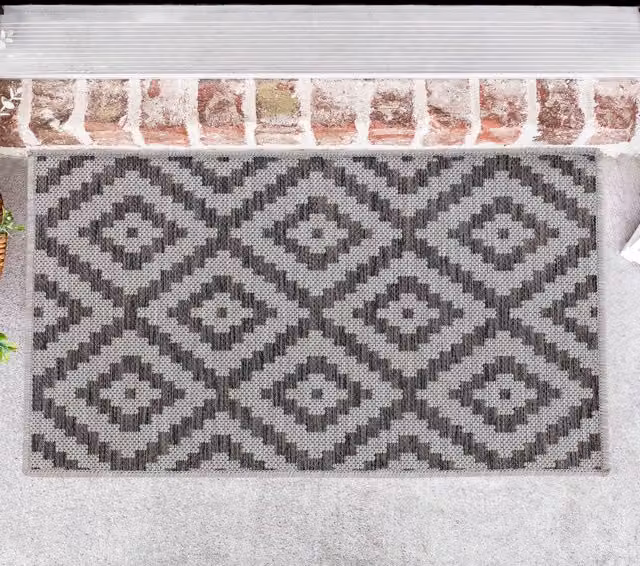 Desire Rugs Modern Diamond Design Machine Woven Waterproof Indoor Outdoor Rug, Grey, W: 50 cm, D: 80 cm