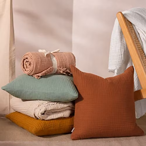 Riva Home Pink Cotton Square Cushion with Removable Cover, W/D/H: 45 x 45 x 45 cm – 3