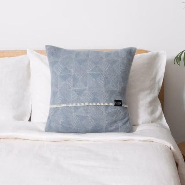 Native Natural Blue Wool Graphic Square Cushion Cover W/D/H: 45 x 45 x 45 cm