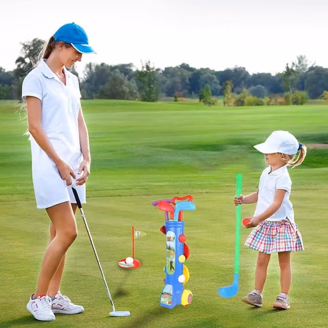 UMKYTOYS Deluxe Kids Golf Set with Accessories in Multicolour