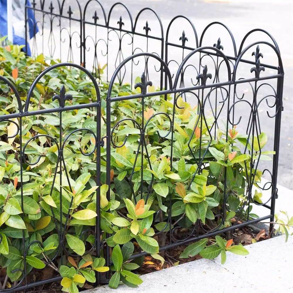 FLAVORA 5 Black Metal Garden Fence Panels Pet Animal Barrier, W: 100 cm, H: 15 cm – 2