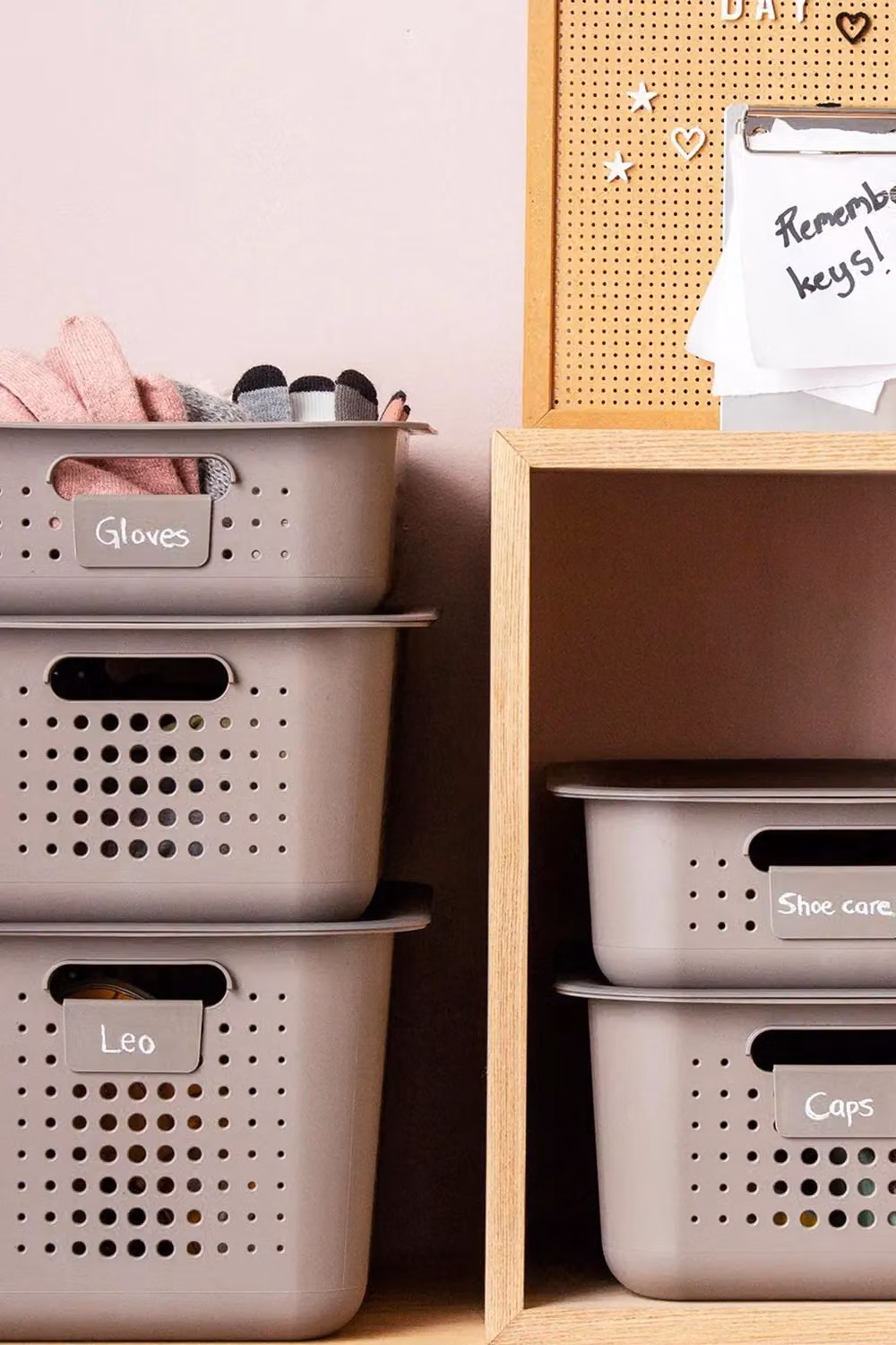 SmartStore Basket Storage Box with Plastic Lid, Grey, W: 37.0 cm, D: 28.0 cm, H: 13.0 cm – 3