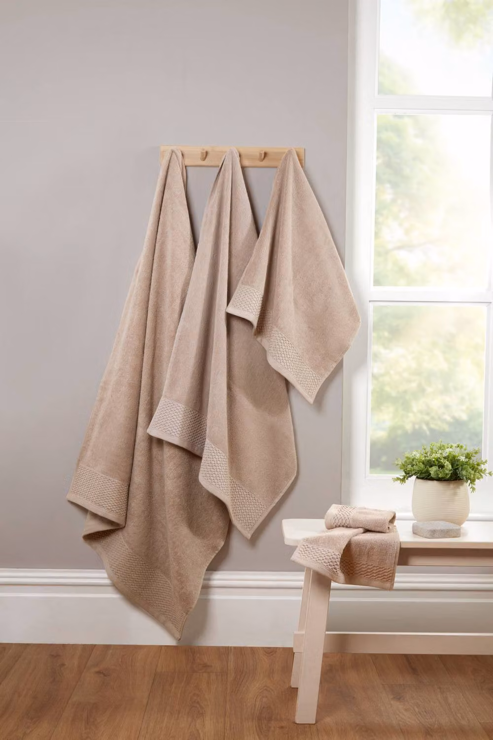 Rapport Home Eden Weave Pure Cotton Towel Set in Beige – 2