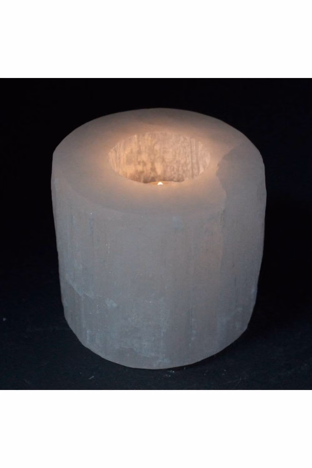KDMD White Selenite Stone Tealight Candle Holder, Round Tabletop Decor, Diameter: 8 cm – 2