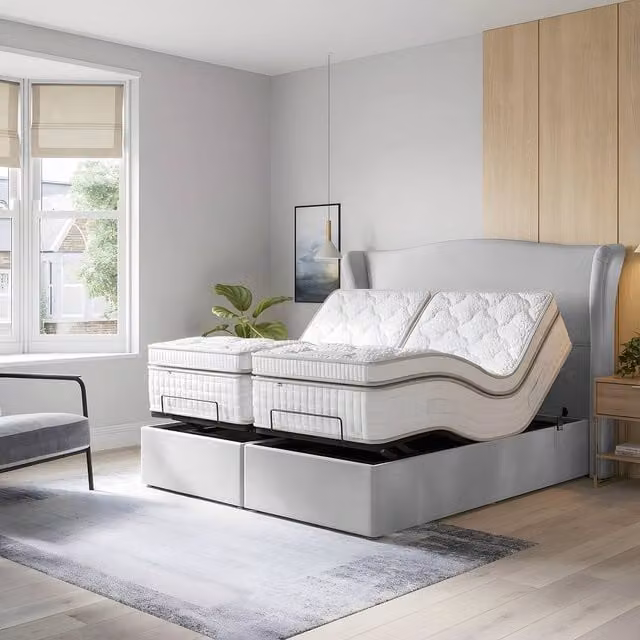 PARADISE BEDS LTD Orthopaedic Electric Adjustable Bed Set with Mattress and Headboard in Silver, W/D/H: 140 x 200 cm