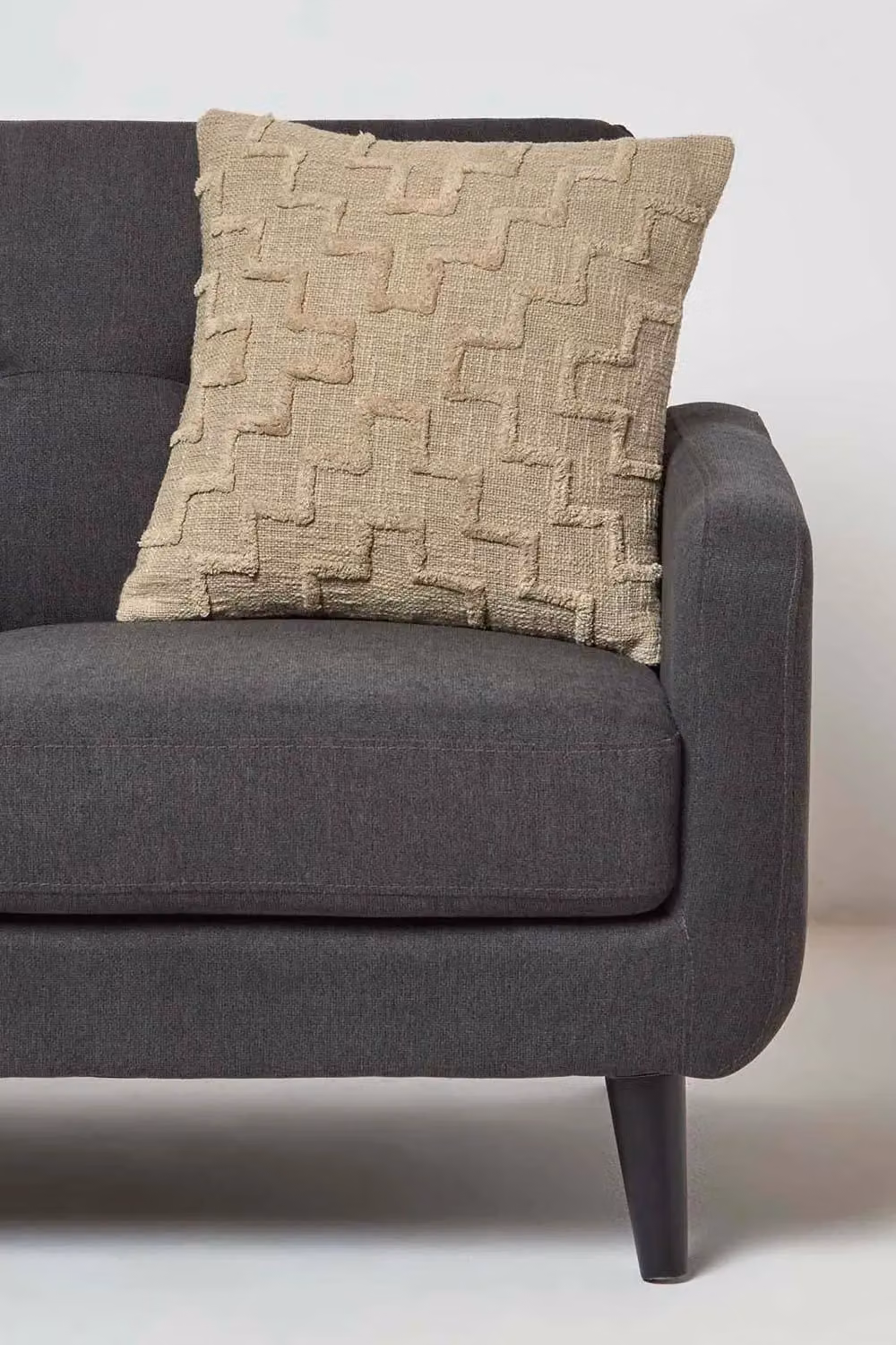 Homescapes Geometric Tufted Cotton Cushion in Beige, W/D/H: 45 x 45 x 45 cm – 2