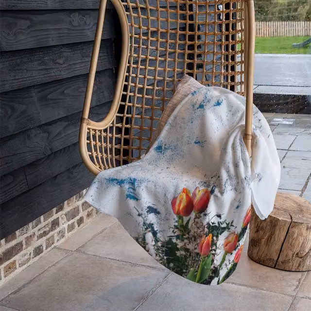 Benjamin Tate Design Flowers On Marble Fleece Blanket in Green and Beige, W/D/H: 120 x 150 cm