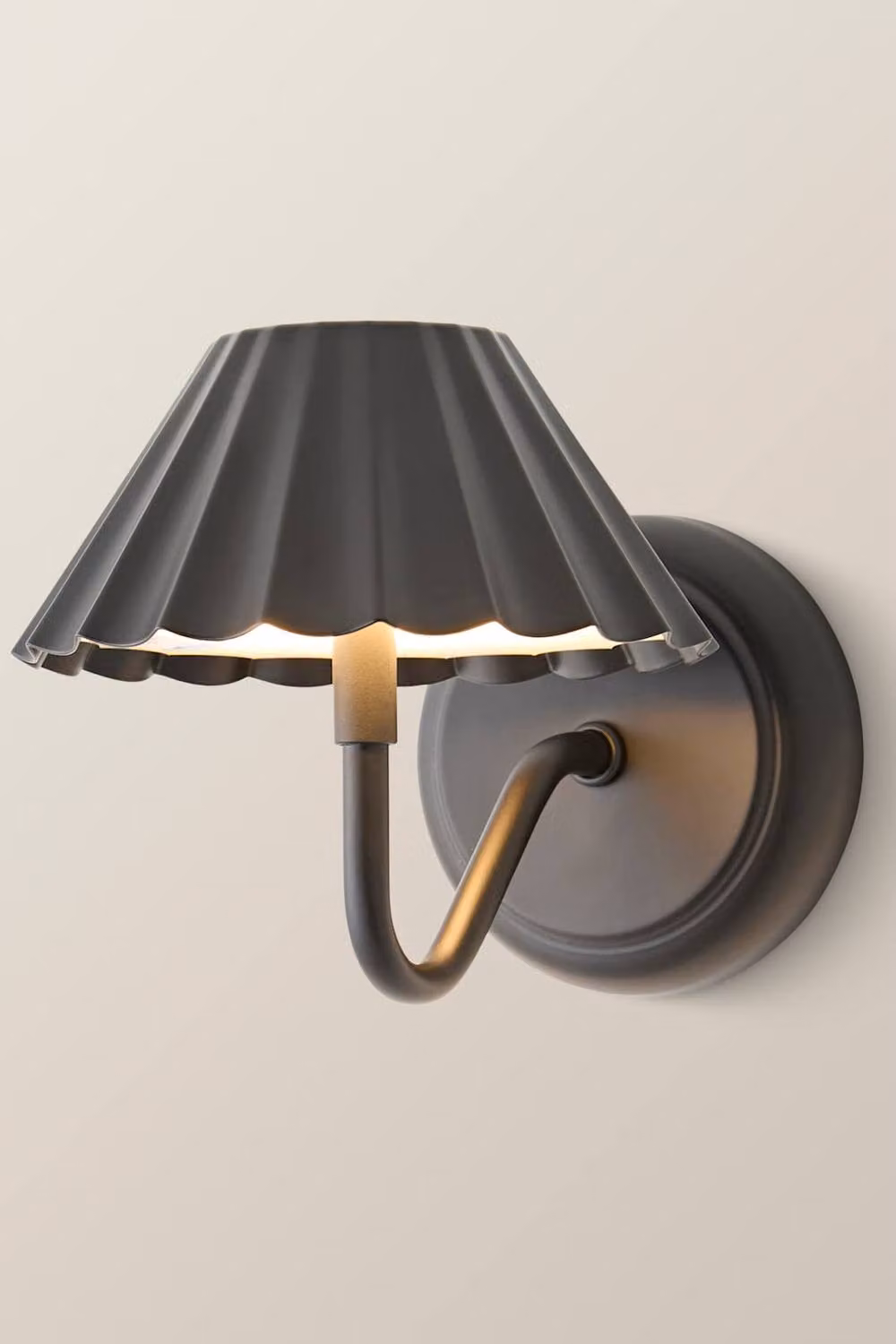 ValueLights Avery Rechargeable LED Touch Wall Light in Black or Gold/Brass – 2