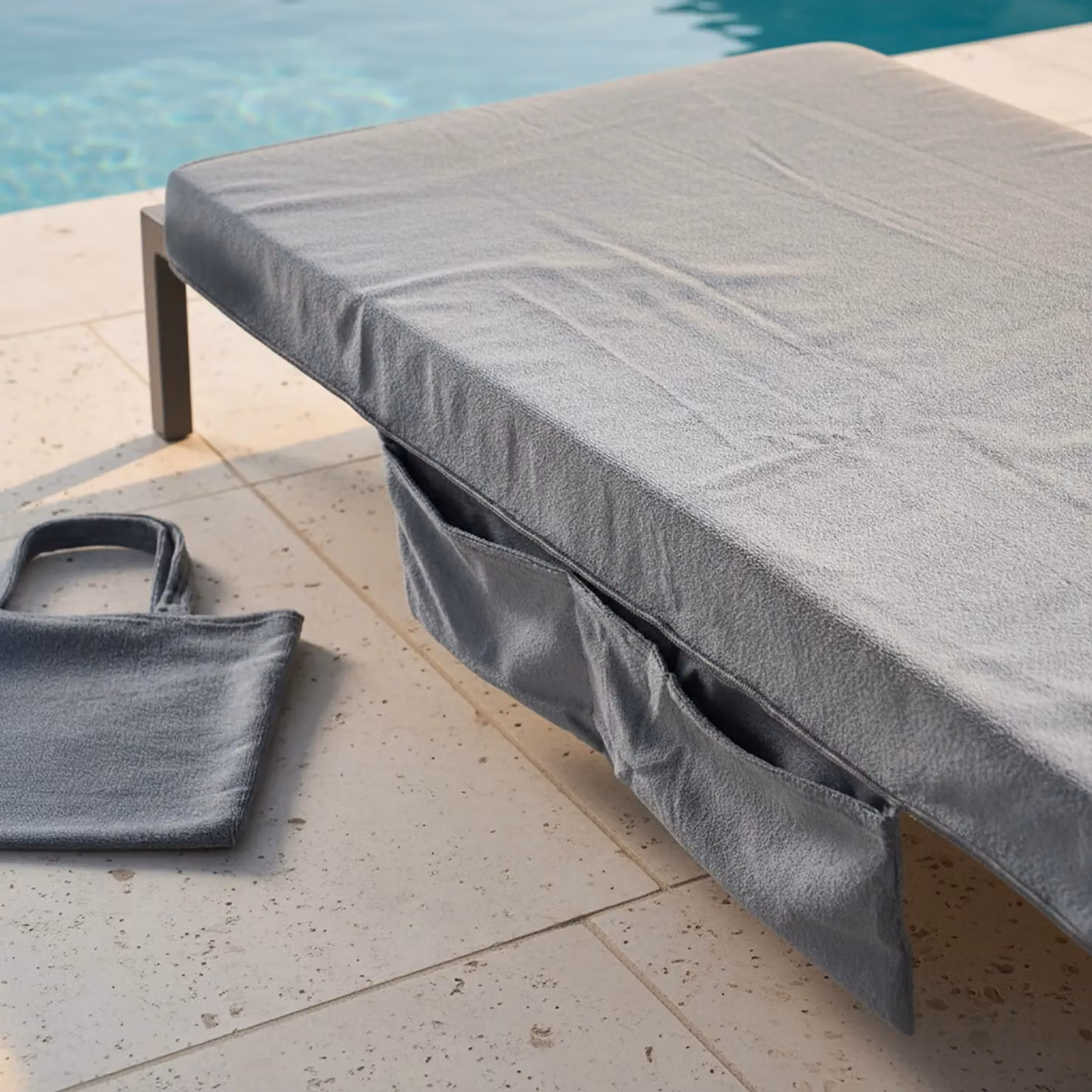 OHS Microfibre Quick Dry Absorbent Beach Towel in Grey – 4