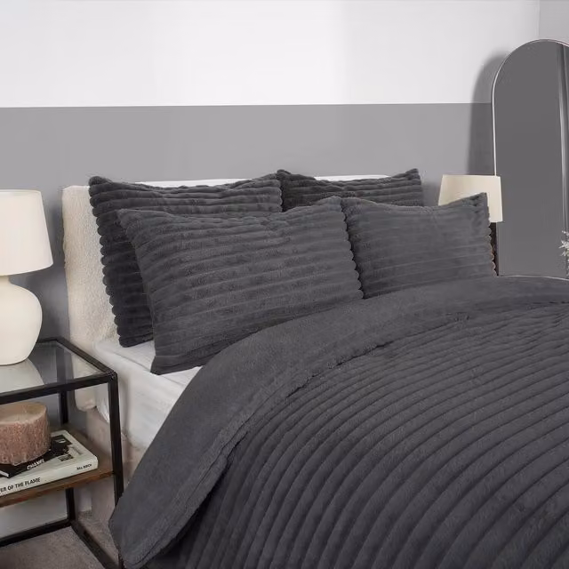 OHS Ribbed Faux Fur Duvet Cover Set in Anthracite Grey, Polyester, 200 x 220 cm