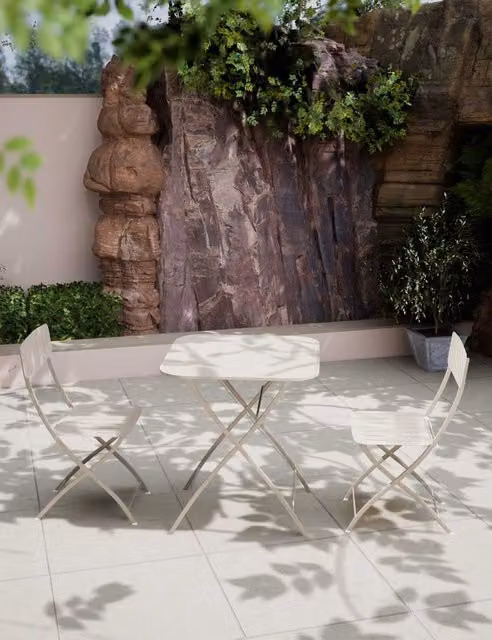 Royalcraft Venice Bistro Garden Table and 3 Chairs Set in Cream/Beige Powder Coated Aluminium