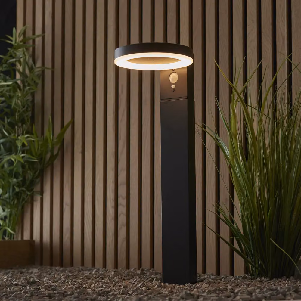 Loops LED Outdoor Bollard Post Light with PIR Motion Sensor in Black and White – 3