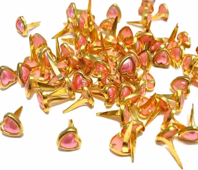 Syntego Pack of 50 Mini Heart Pearl Metal Brads in Pink and Gold