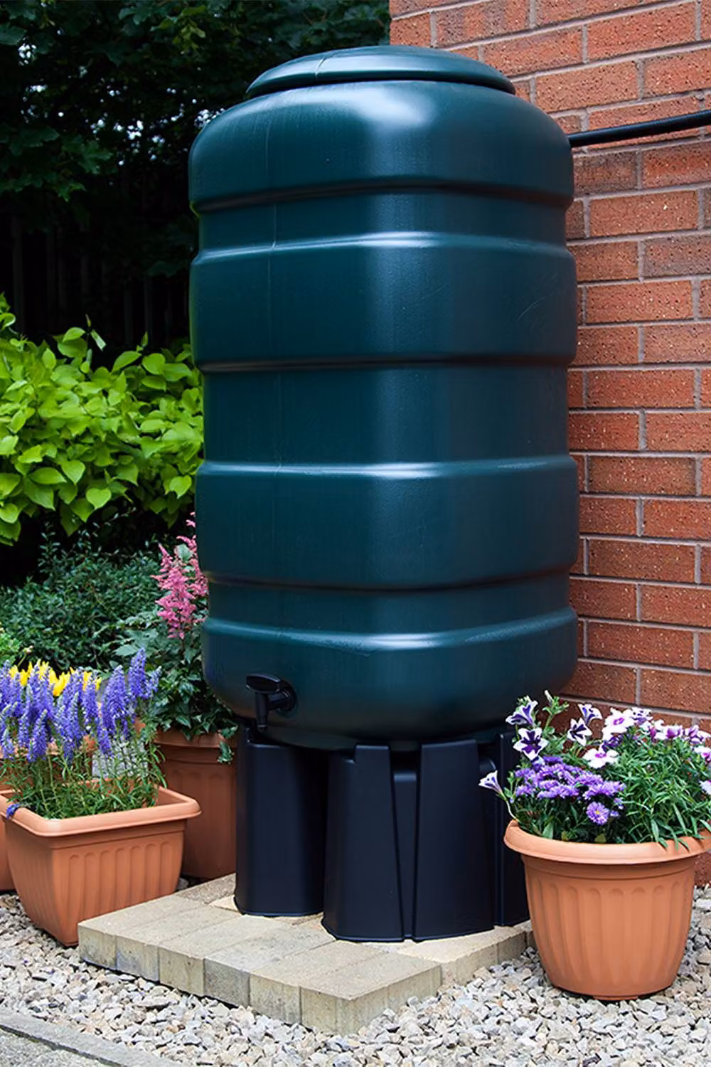 Whitefurze Green Plastic 250 l Rain Barrel Kit with Stand and 3 l Watering Can – 3