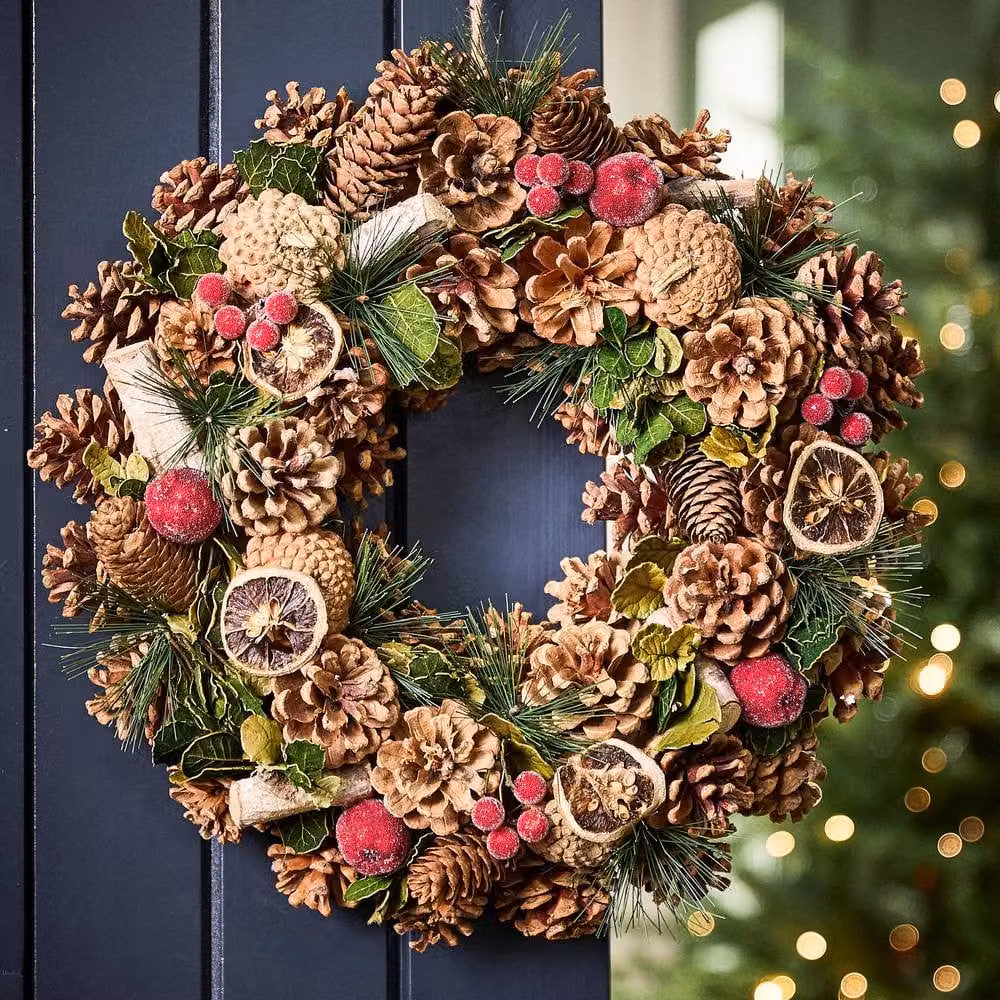 Dibor Citrus Spice Christmas Front Door Wreath with Stag Hanger, Red and Multicolour, Diameter: 38 cm – 1