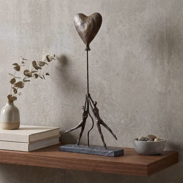 Garden Greatness Relica Couple Heart Balloon Sculpture in Bronze and Brown