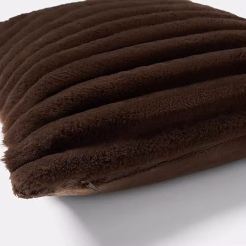 OHS Set of 2 Thick Ribbed Faux Fur Decorative Square Throw Pillow Covers, Brown, W/D/H: 45 x 45 x 45 cm – 2