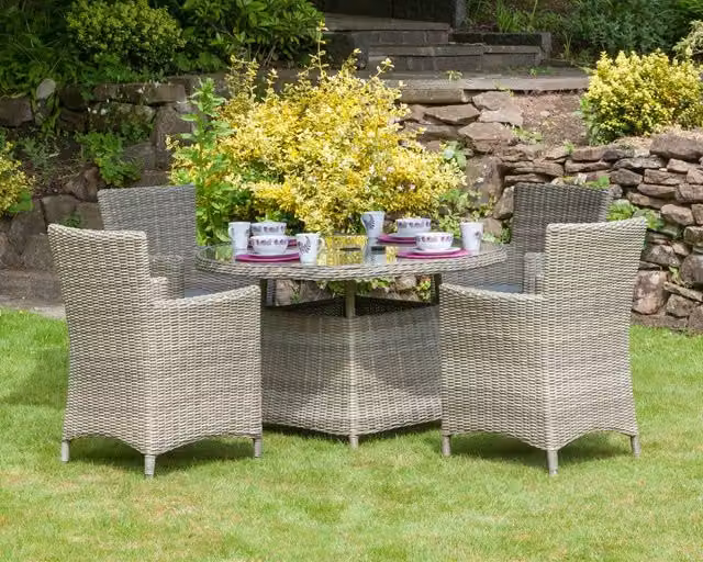 Royalcraft Wentworth 4 Seater Round Carver Dining Set in Beige