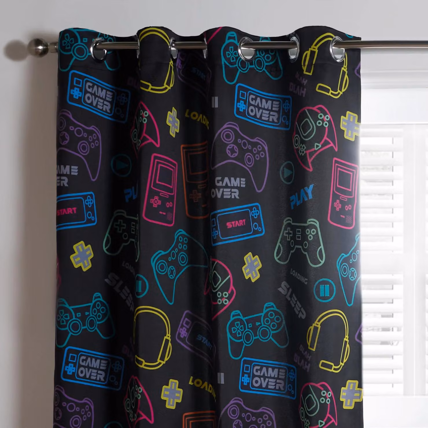 OHS Blackout Woven Eyelet Curtains for Kids, Black, Width: 117 cm, Drop: 137 cm – 2