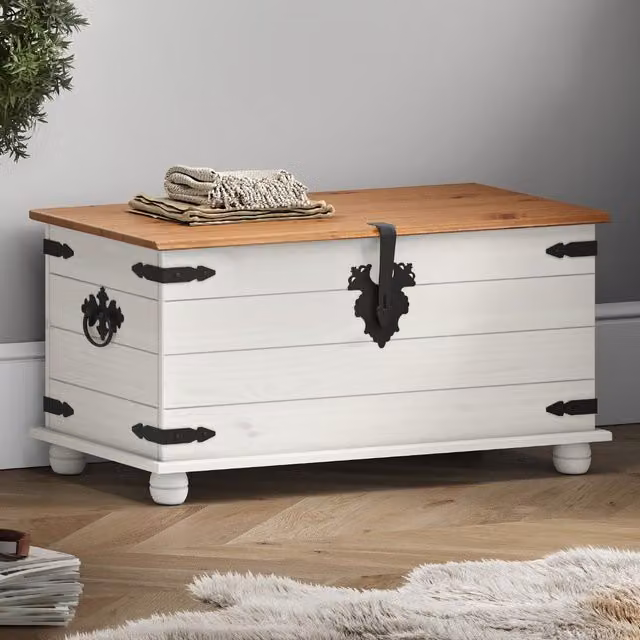 Mercers Furniture Corona White Blanket Box in Distressed White Waxed Pine