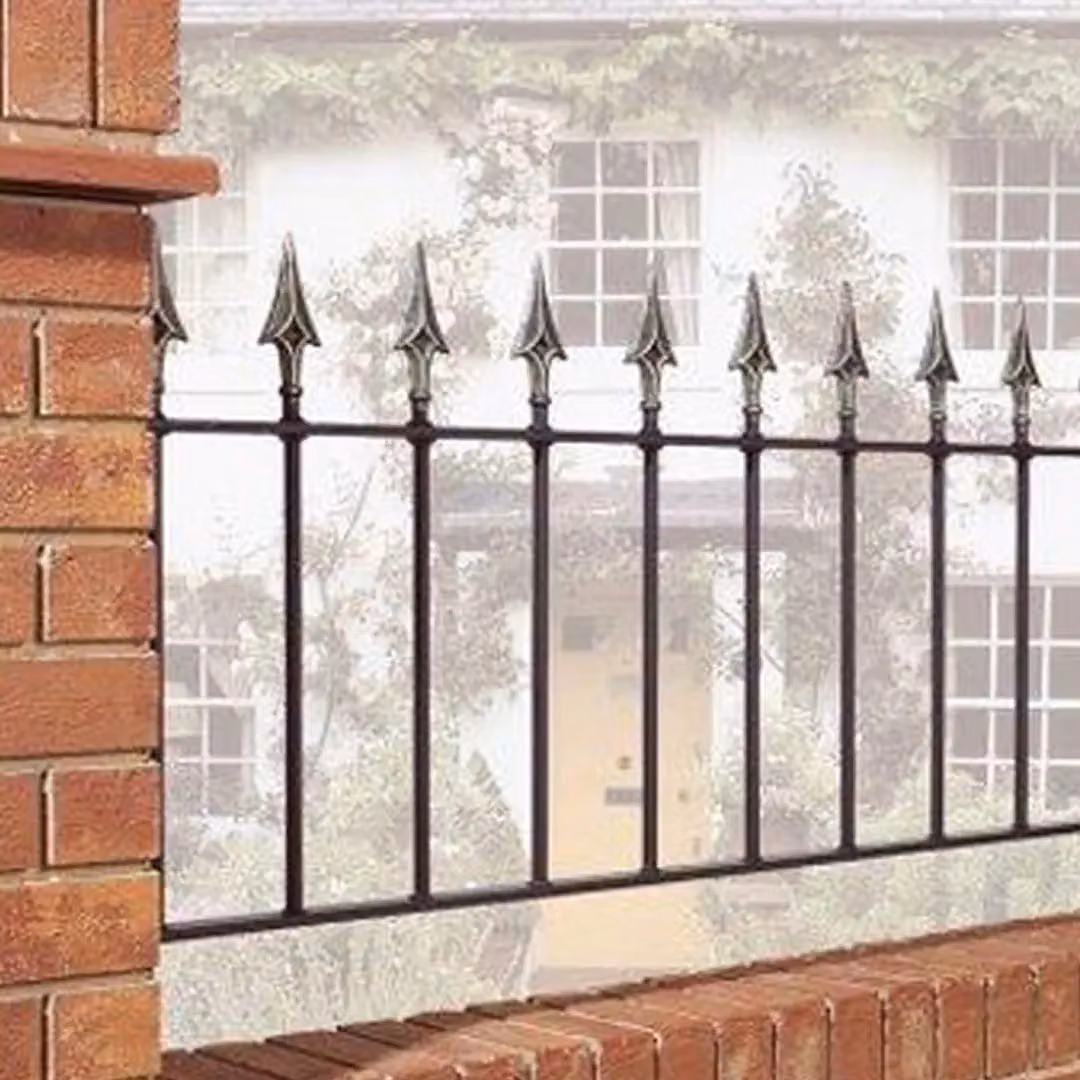 Burbage Iron Craft Balmoral Spear Top Plain Railing Panel in Black Steel, W: 183 cm, H: 56 cm – 2