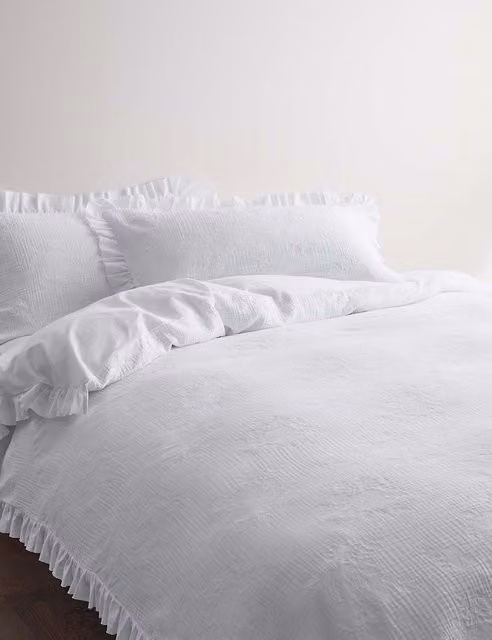 M&S White Pure Cotton Floral Jacquard Reversible Bedding Set with Duvet Cover and Pillowcase, W: 180 cm, L: 200 cm