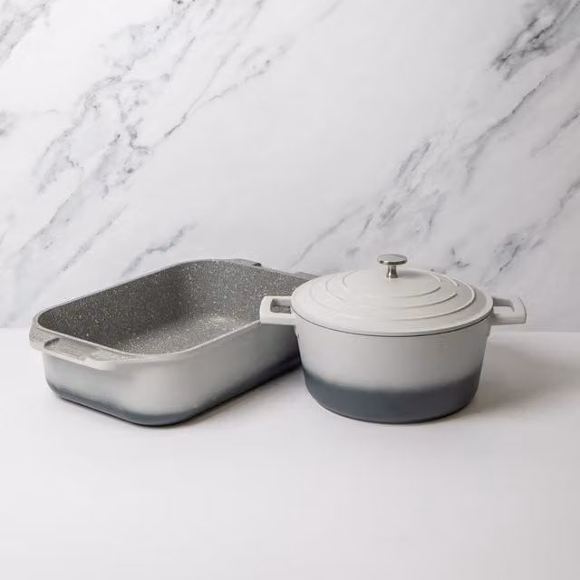 MasterClass 2-Piece Non-Stick Cast Aluminium Cookware Set in Grey Ombre, including a 4L Round Casserole Dish (24cm) and a Roasting Pan (34cm)