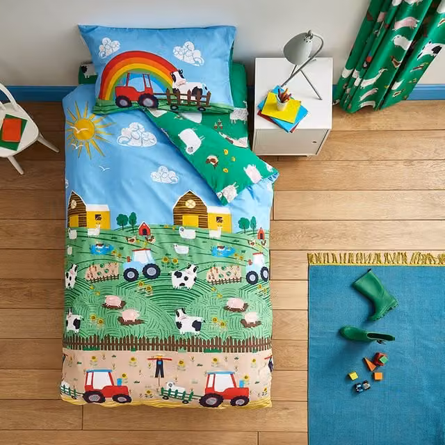 Catherine Lansfield Farmyard Animals Reversible Duvet Cover and Pillowcase Set, Blue, W/D/H: 135 x 200 cm, Pillowcase: 50 x 75 cm – 1