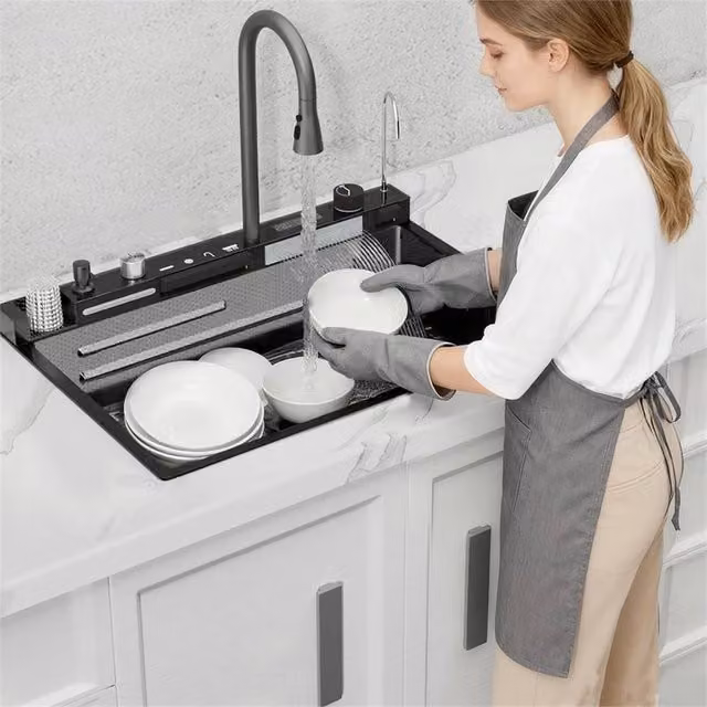 SPETLEK Black Stainless Steel Waterfall Kitchen Sink, W: 100 cm, D: 52 cm