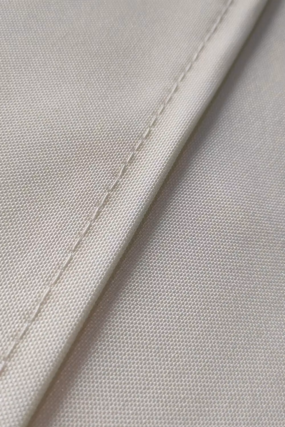Neel Blue Rectangular Polyester and Linen Tablecloth in Ivory, W: 228 cm, L: 396 cm – 2