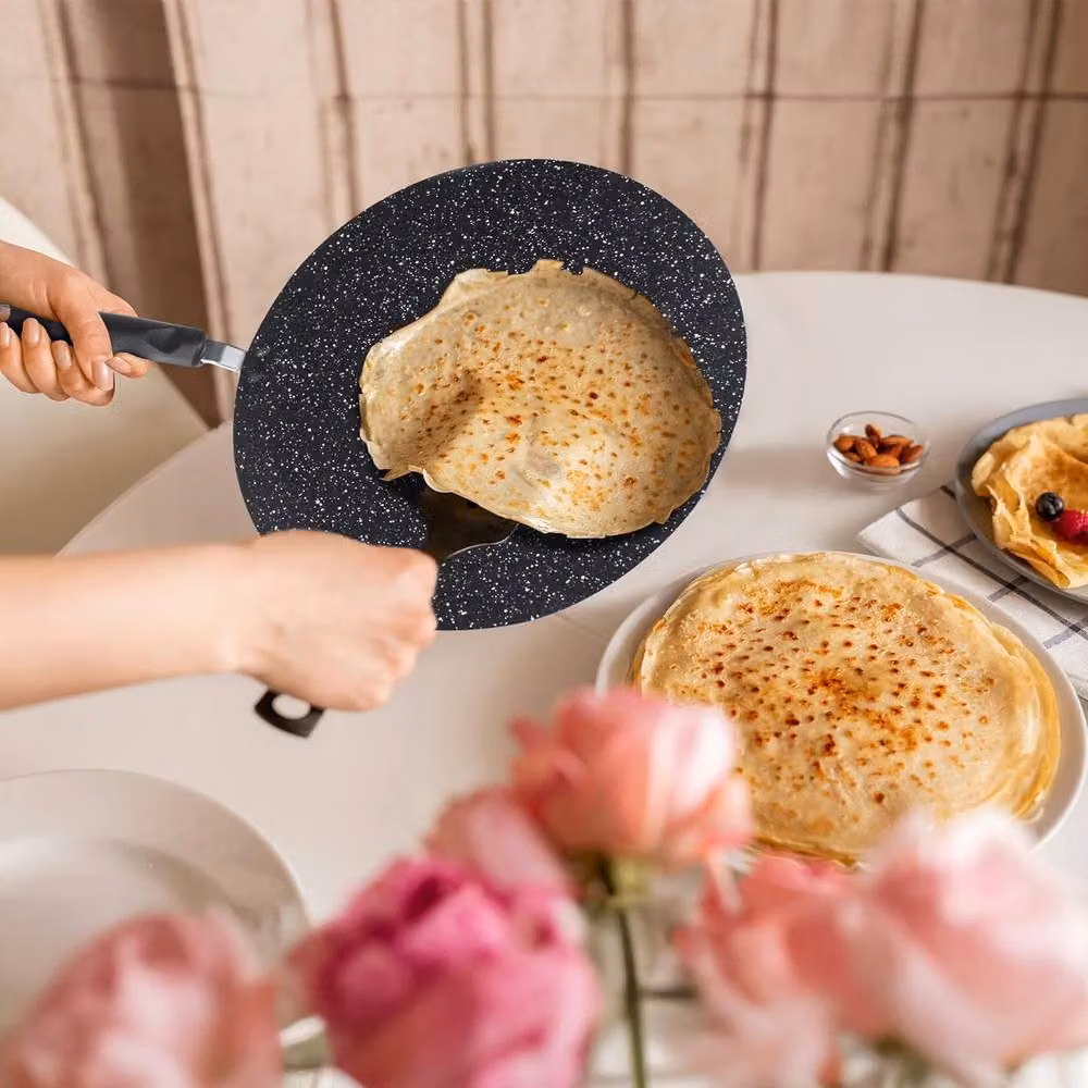BARGAINS-GALORE Non Stick Marble Interior Pancake Fry Pan with Reinforced Handle, Black, Diameter: 30 cm – 2