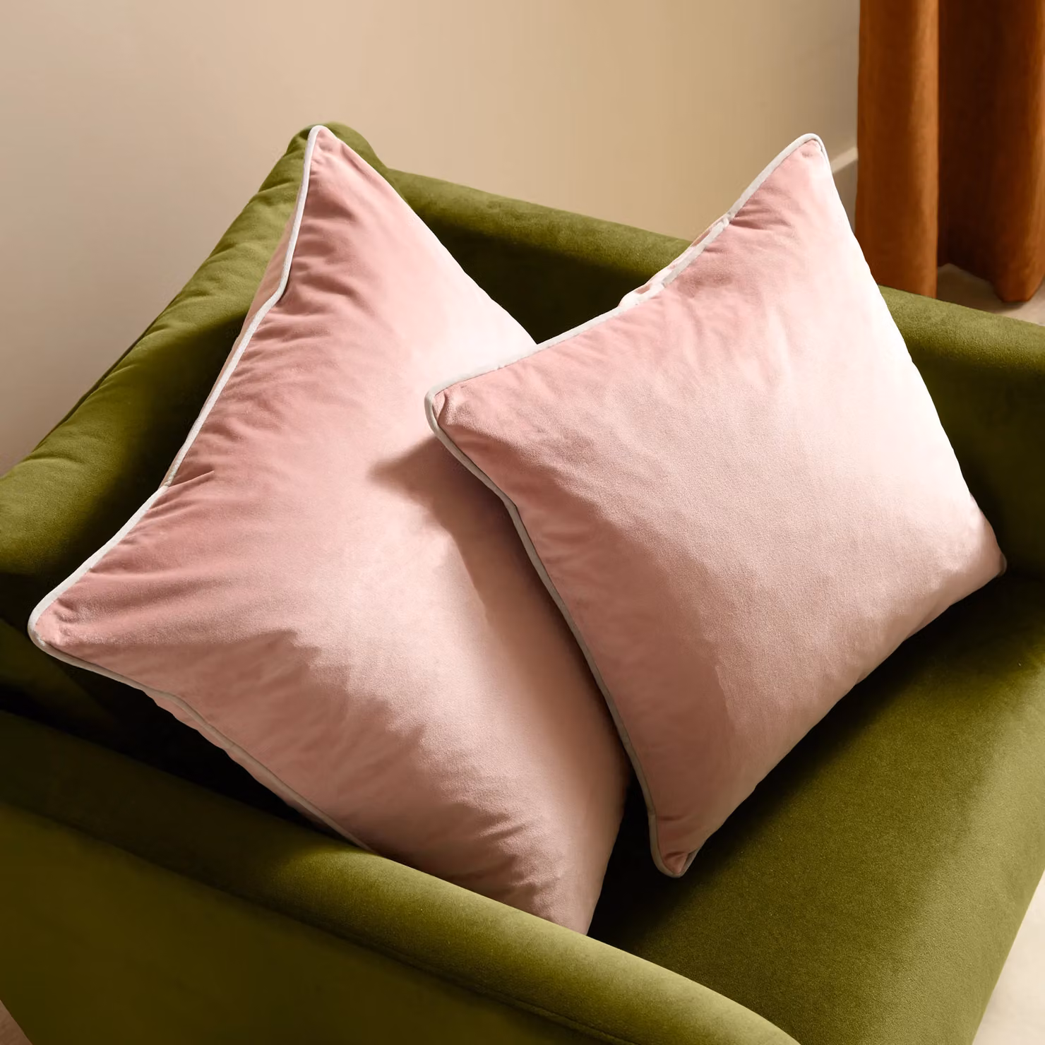 Furn Meridian Velvet Piped Cushion in Light Pink, W/D/H: 55 x 55 x 55 cm – 4