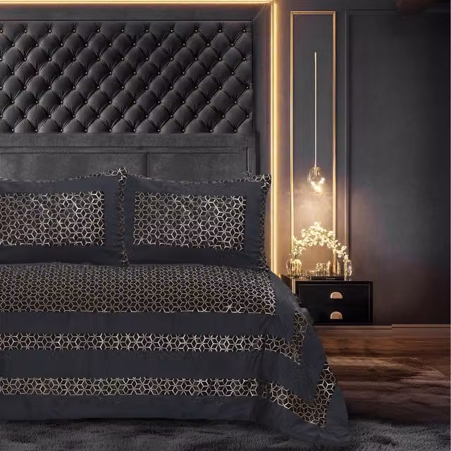 Velosso Soft Touch Geometric Throw and Pillowcase Set in Black