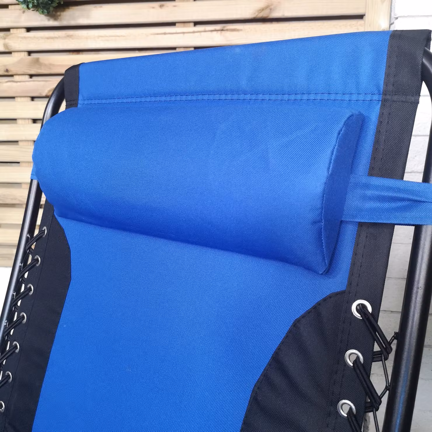 Samuel Alexander Set of 2 Luxury Padded Multi Position Zero Gravity Garden Relaxer Lounger Chairs in Blue and Black – 4