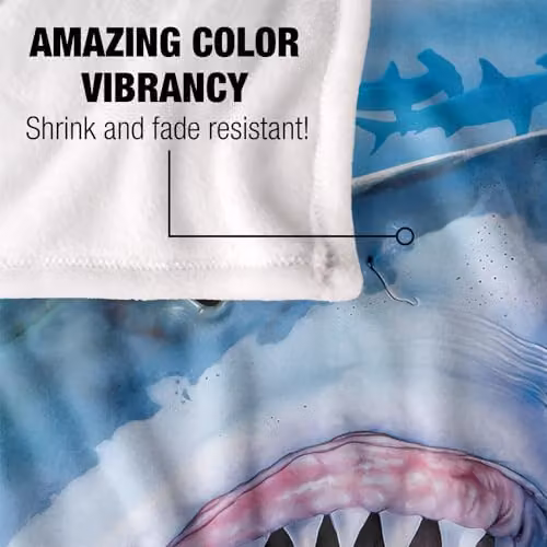 JQ Licensing Royce Mcclure Great White Shark Super Soft Fleece Throw Blanket, Blue, W/D/H: 91 x 147 cm – 3