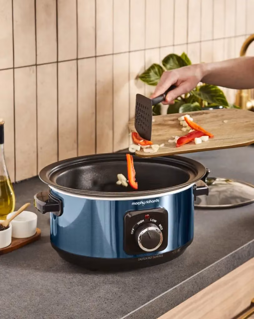 Morphy Richards Accents 3.5L Sear & Stew Slow Cooker, Blue – 10