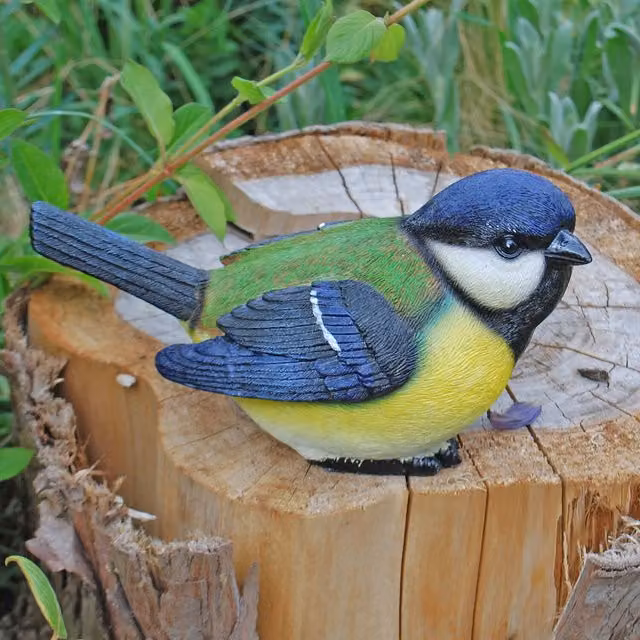Farmwood Blue Tit Bird Garden Ornament in Blue and Multicolour Plastic
