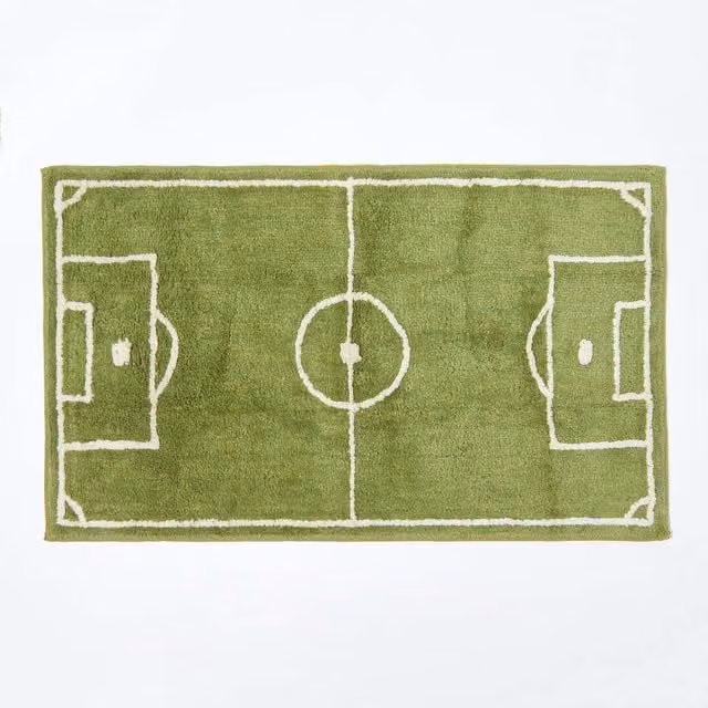Homescapes Hand-Tufted Cotton Childrens Football Pitch Rug, Green